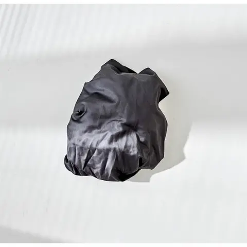 Auping Organic Satin faconlagen 300 Anthracite fra Erling Christensen Møbler
